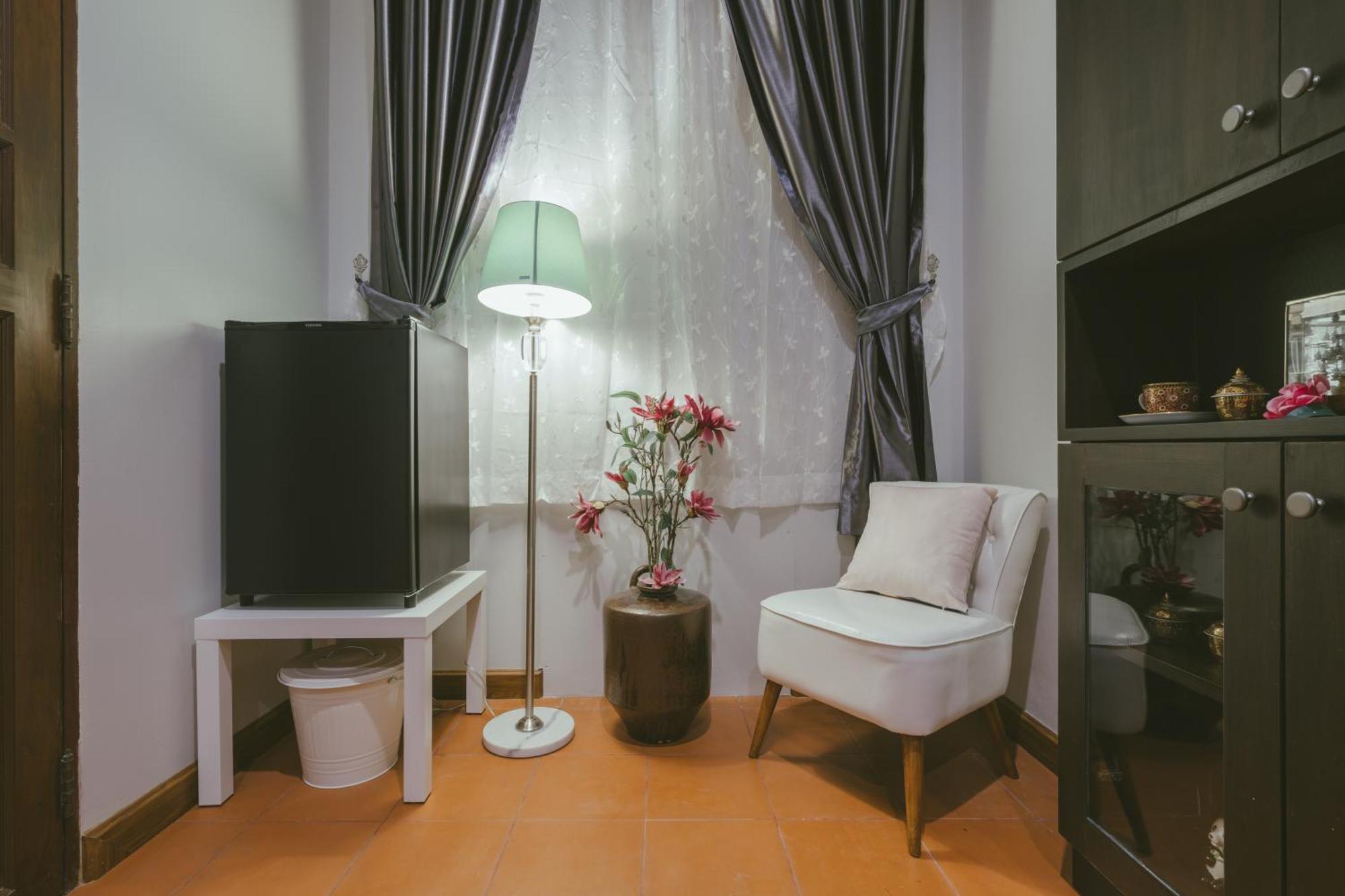 Botan Boutique Hotel Patong Exteriör bild